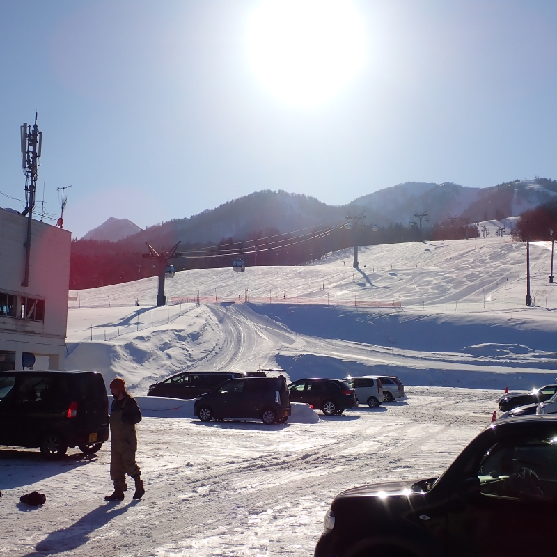 Spring skiing in Furano