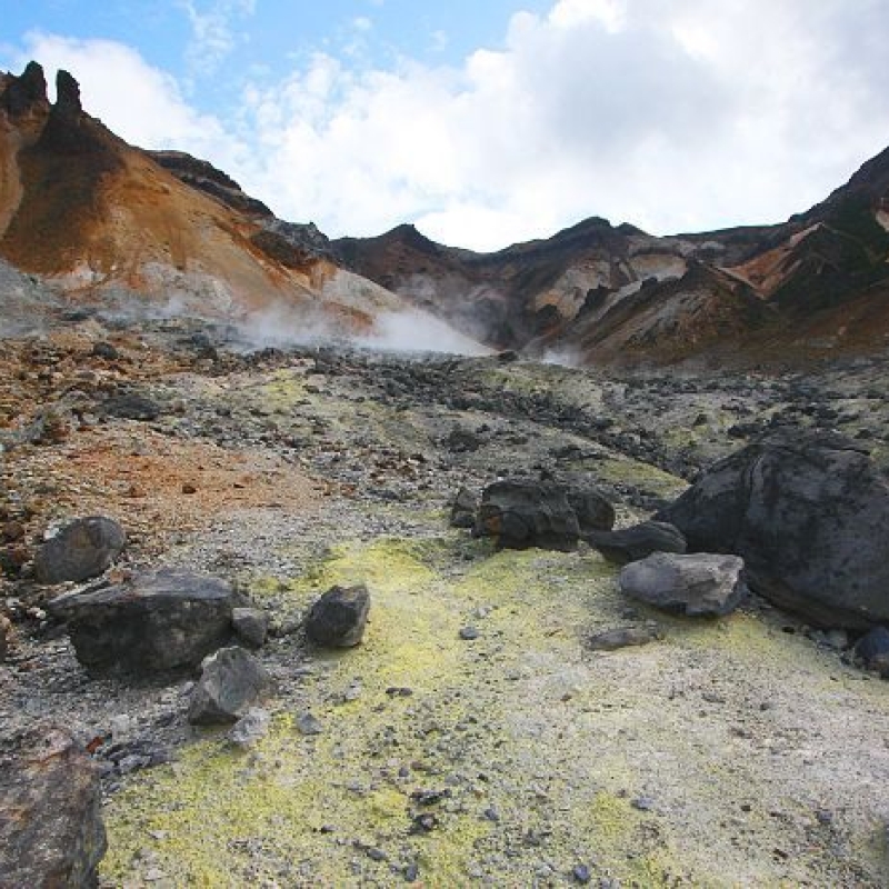 Take a Hike to Ansei Crater｜Furano Tourism Association Official Website ...