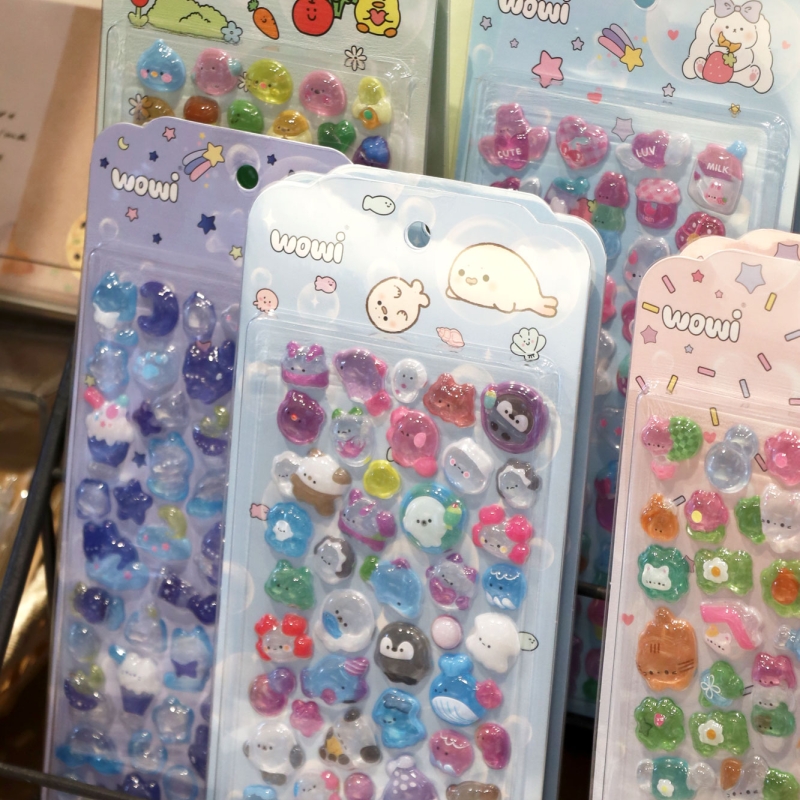 生活雑貨やお花はマルシェ2で販売しています