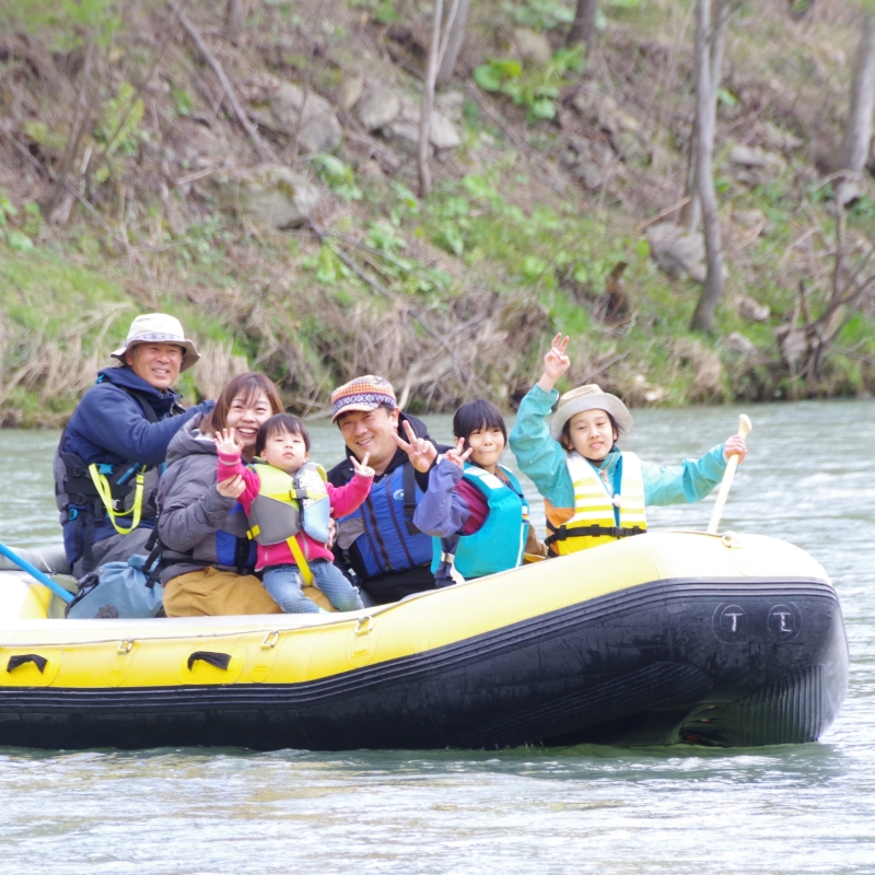 穏やかな川を下るの安心感♪